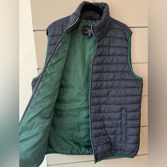 Izod Advantage Puffer Vest Mens Size M Navy Full‎ Zip Golf Casual Sleeveless EUC - Picture 4 of 7